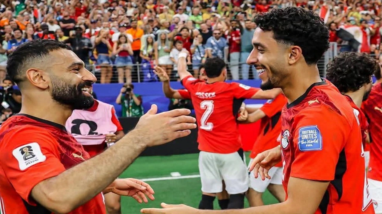 محمد صلاح يتلقى الإشادة من الصحف الأرجنتينية قبل مواجهة التانجو